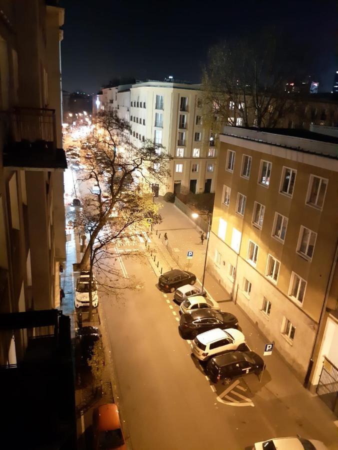 Rooms In Centrum Варшава Екстериор снимка